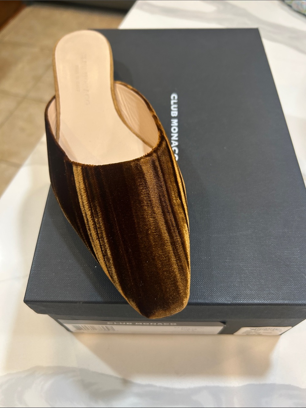 NEW NIB Club Monaco Zaydie Velvet Flat Mule 8 Bronze GORGEOUS